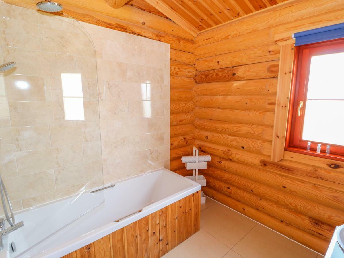 Yew Holiday home *